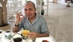 Pakar Kuliner Bondan Winarno Wafat Pagi Ini