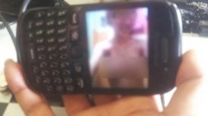 Demi Uang Rp 50 Juta: Video Panas Wanita Bekas Anggota DPRD Beredar di Facebook dan Instagram