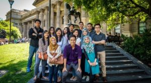 Ternyata Segini Denda Kepada Penerima Beasiswa yang Tak Kembali ke Indonesia