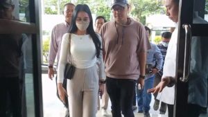 Terungkap! Sosok Bos yang Mengajak Karyawati ‘Staycation’