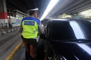 Diberlakukan Kembali Tilang Manual: Inilah Besaran Denda yang Harus Dibayar