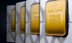 Harga Emas Antam Merosot Rp6.000, Menyentuh Rp1.053 per Gram