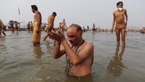 Gelombang Panas Melanda Negara Bagian Uttar Pradesh, India Kekurangan Air Bersih