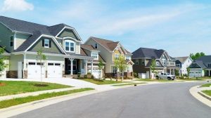 Perbandingan Keuntungan Bagi Pengantin Baru Membeli Rumah atau Ngontrak?