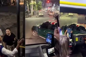 Viral Bus TransJakarta Dihadang Mini Cooper Diduga Gegara Senggolan di Jalan