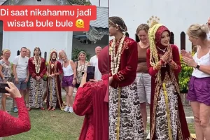 Video Viral Pernikahan di Yogya Dikira Tempat Wisata, Rombongan Bule Nimbrung Ikut Foto