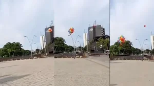 Viral Bocah Terbang Terbawa Balon, Bikin Heboh Orang Sekitar