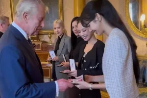 BLACKPINK dapat Penghargaan Kehormatan dari Raja Charles III