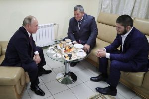 Khabib Nurmagomedov dapat Hadiah ‘Gila’ dari Putin dan Tokoh Rusia