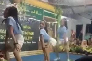 Heboh Aksi Remaja Joget Ngebor di Acara Madrasah Pasuruan