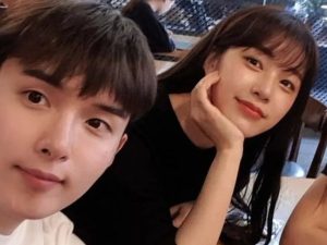 Ryeowook Super Junior Tulis Surat Menyentuh untuk ELF Jelang Pernikahan dengan Ari Tahiti