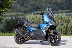 Daftar 9 Motor Matic yang Wajib Pakai SIM C1