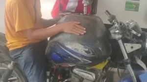 Kocak! Tangki Bensin Suzuki Thunder Ini di Luar Nurul