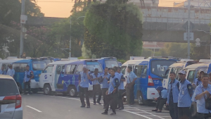 Demo Sopir JakLingko di Balai Kota, Polisi Terjunkan Ratusan Personil