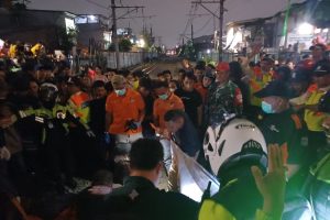 Tragis! Pelajar SMA Tewas Tertabrak Kereta Saat Tawuran di Kedoya Jakbar