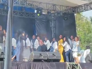VIRAL Pesta Perceraian di Lampung Jadi Sorotan, Dimeriahkan Panggung Hiburan