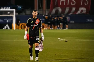 Resmi Maarten Paes Bergabung dengan Ajax