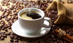 Efek Samping Minum Kopi Hitam Tanpa Gula Tiap Hari?