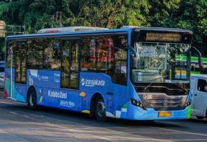 Perubahan Rute Transjakarta Pulo Gadung Terkait Proyek LRT