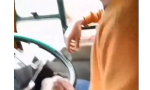 Viral Aksi Sopir Truk Menolak Pungli dan Lawan Preman di Medan
