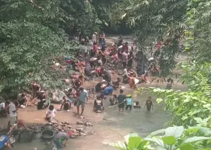 Viral Penemuan Emas di Sungai Desa Kilang