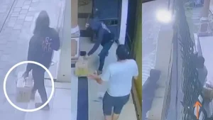 Viral Aksi Perampokan Karyawan Toko oleh Pria Bersajam Viral