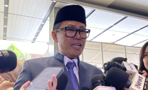 PAN Ajukan Sanksi Penghentian Gaji untuk Eko Patrio dan Uya Kuya di DPR