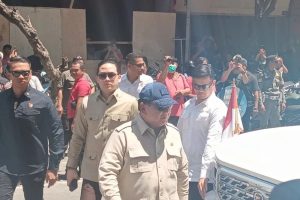 Prabowo Langsung Temui Korban Banjir Bali Sepulang dari Timur Tengah