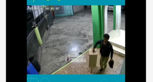 Viral Maling Kotak Amal di Masjid Tangerang Terekam CCTV