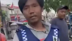 Viral Jukir Liar Kasih Uang Kembalian Pakai Uang Mainan