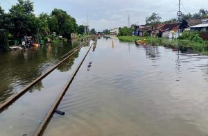 KAI Batalkan 34 Perjalanan Akibat Banjir
