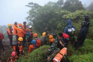 Tim SAR Gabungan Temukan 6 Jenazah Korban Pesawat ATR