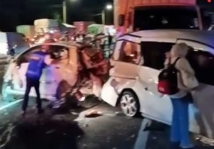 Kecelakaan Beruntun Libatkan 9 Kendaraan di Tol Cipularang, 2 Orang Meninggal