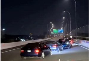 Viral Konvoi Mobil Zig-zag di Tol Becakayu, Polisi Lacak Pemilik Kendaraan