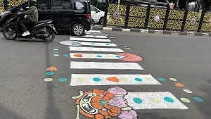 Viral Zebra Cross Warna-warni di Tebet