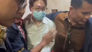 dr Richard Lee Resmi di Tahan Usai Jalani Pemeriksaan