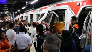 Kecelakaan KRL Bekasi Timur Tewaskan Penumpang dan Puluhan Korban Luka
