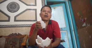 Viral Pria di Jombang Makan Nasi Harus Didampingi Kelapa
