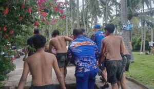 Siswa SMKN Bebandem Tewas Terseret Ombak di Pantai Bias Putih