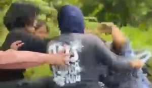 Siswi SMP Dikeroyok Tiga Pelajar SMA di Bonehau Viral di Medsos