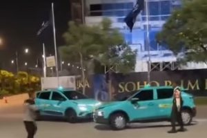 Viral 2 Taksi Green SM Saling Tabrak di PIK