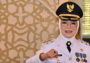 Profil Bupati Sukoharjo Etik Suryani yang Terjaring OTT KPK