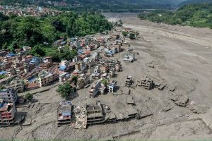 Banjir Bandang Terjang Himalaya Nepal, Ratusan Wisatawan Dilaporkan Hilang