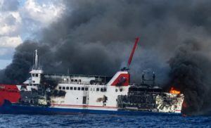KMP Putri Yasmin Diduga Terbakar di Perairan Selat Lombok